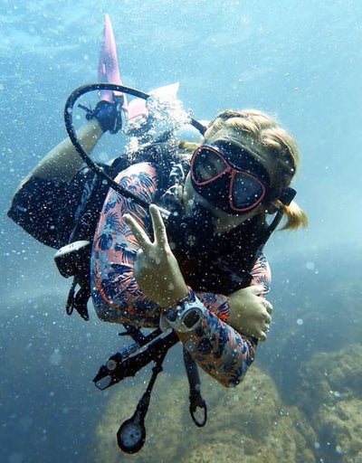 MEET THE TEAM: IIDA - BECOMING A DIVEMASTER IN PHUKET